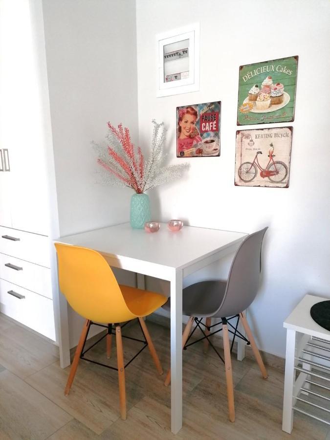 Néa Péramos Myrsini'S Apartment מראה חיצוני תמונה