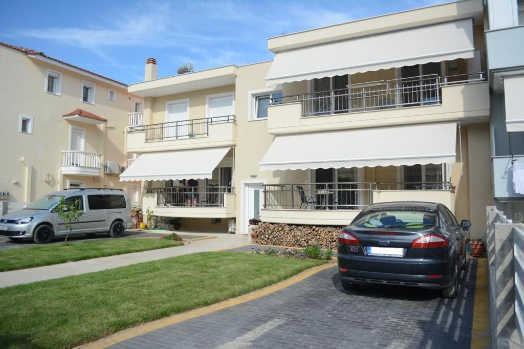 Néa Péramos Myrsini'S Apartment מראה חיצוני תמונה
